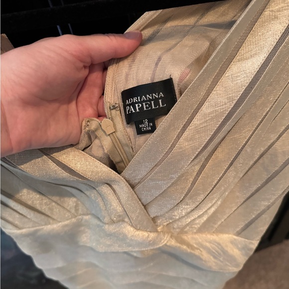 Cream colored Adrianna Papell dress, size 12, worn once to a wedding ♥️ - Picture 2 of 2